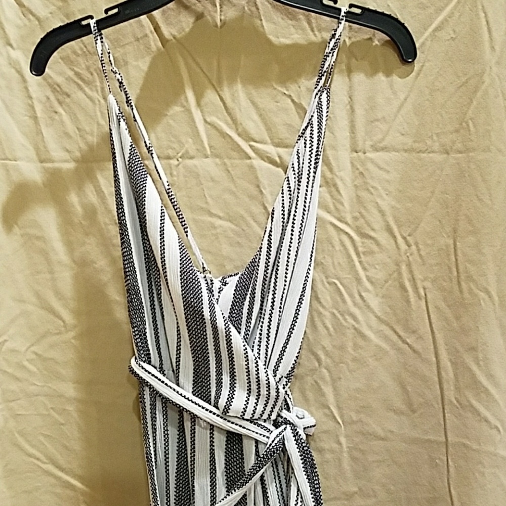 Jumper - Picture 2 of 4